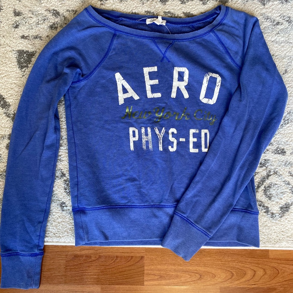 Aero scoop neck sweatshirt